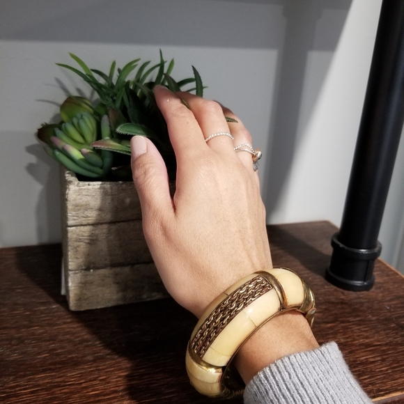 💎VINTAGE HANDCRAFTED BANGLE - Picture 8 of 8